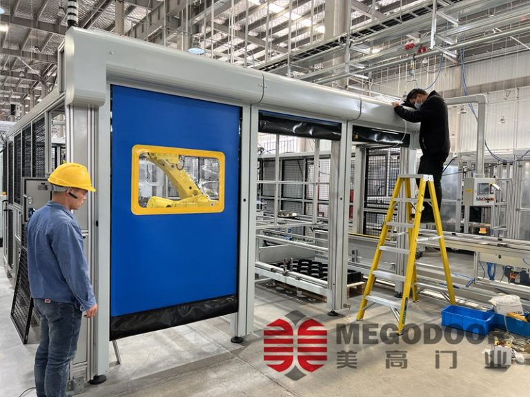 機(jī)器人設(shè)備防護(hù)快速門：高效、安全的工業(yè)解決方案縮略圖